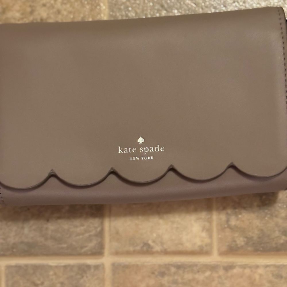 KATE SPADE  purse WITH strap! NWT - Picture 5 of 9